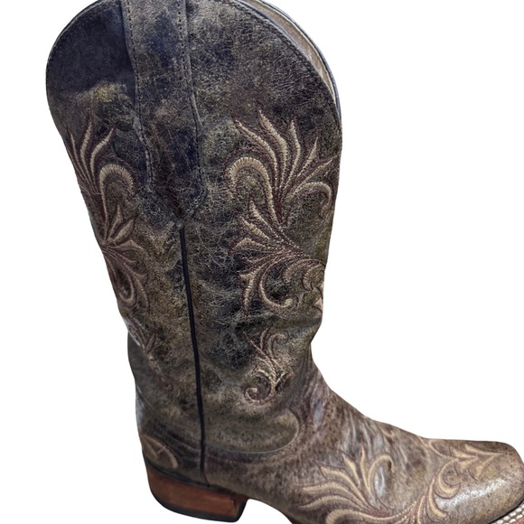Circle G Shoes - Circle G Brown Heeled Boots